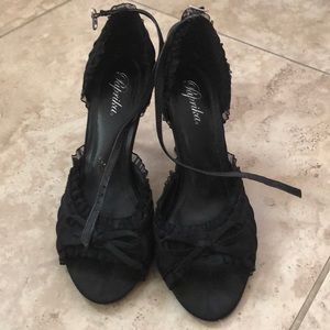 Paprika Black stiletto  size 7 1/2